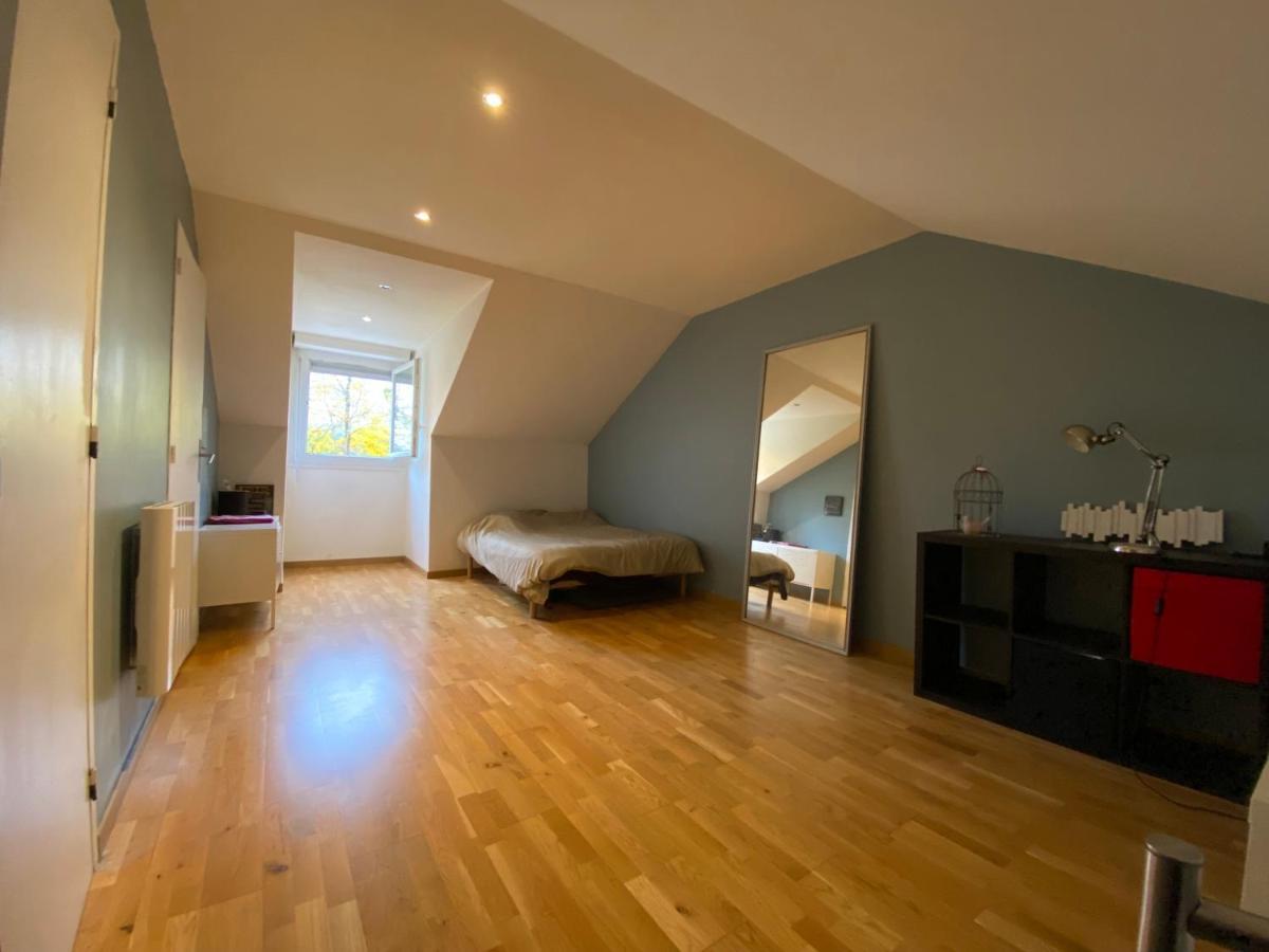 Une Belle Chambre Au Calme Avec Piscine Ormesson-sur-Marne Ngoại thất bức ảnh